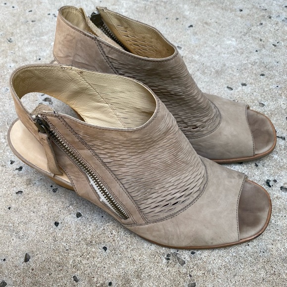 Paul Green Willow Peep Toe Sandal - Picture 5 of 14